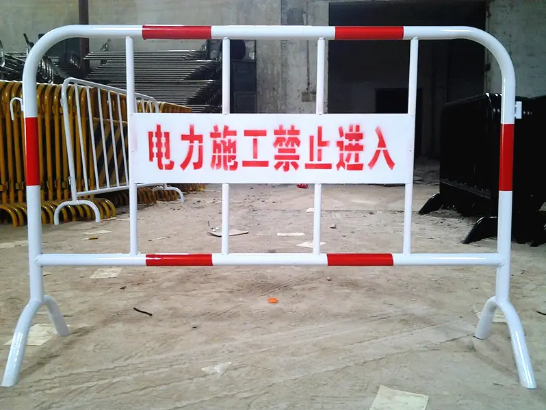 鍍鋅管鐵馬護欄